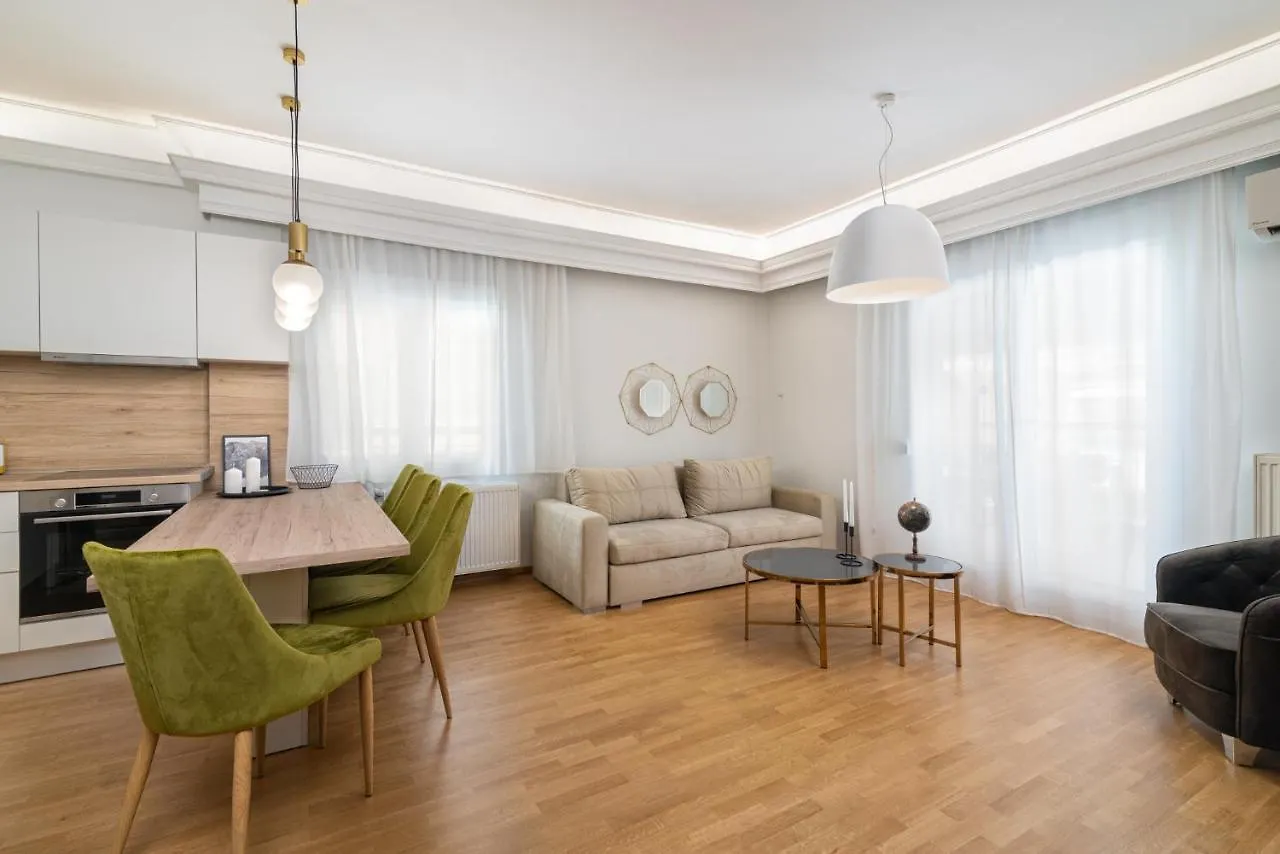 White Suite Armonia Thessaloniki