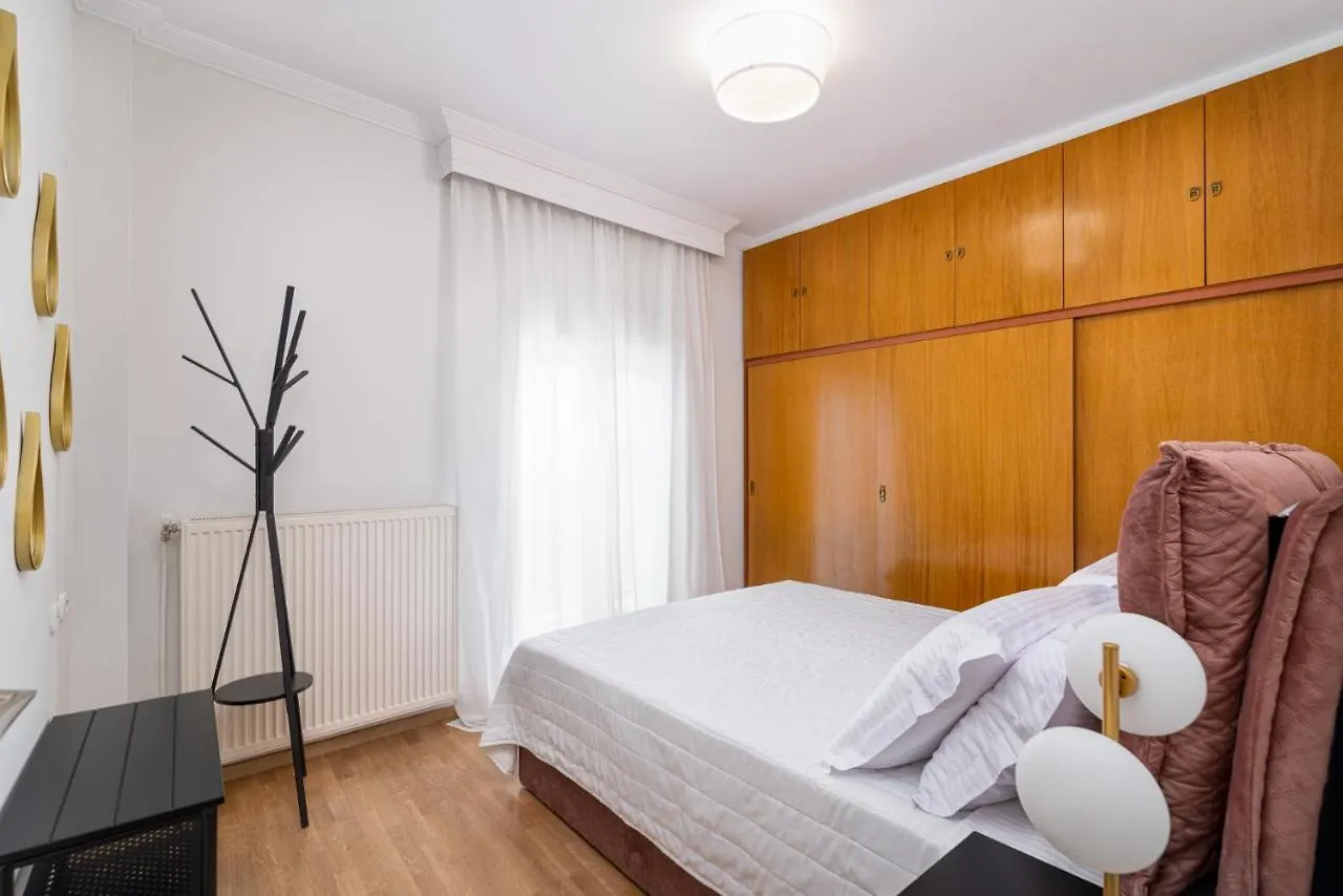 Apartment White Suite Armonia Thessaloniki