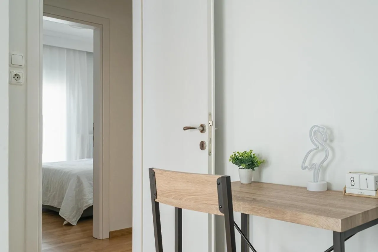 Apartment White Suite Armonia Thessaloniki