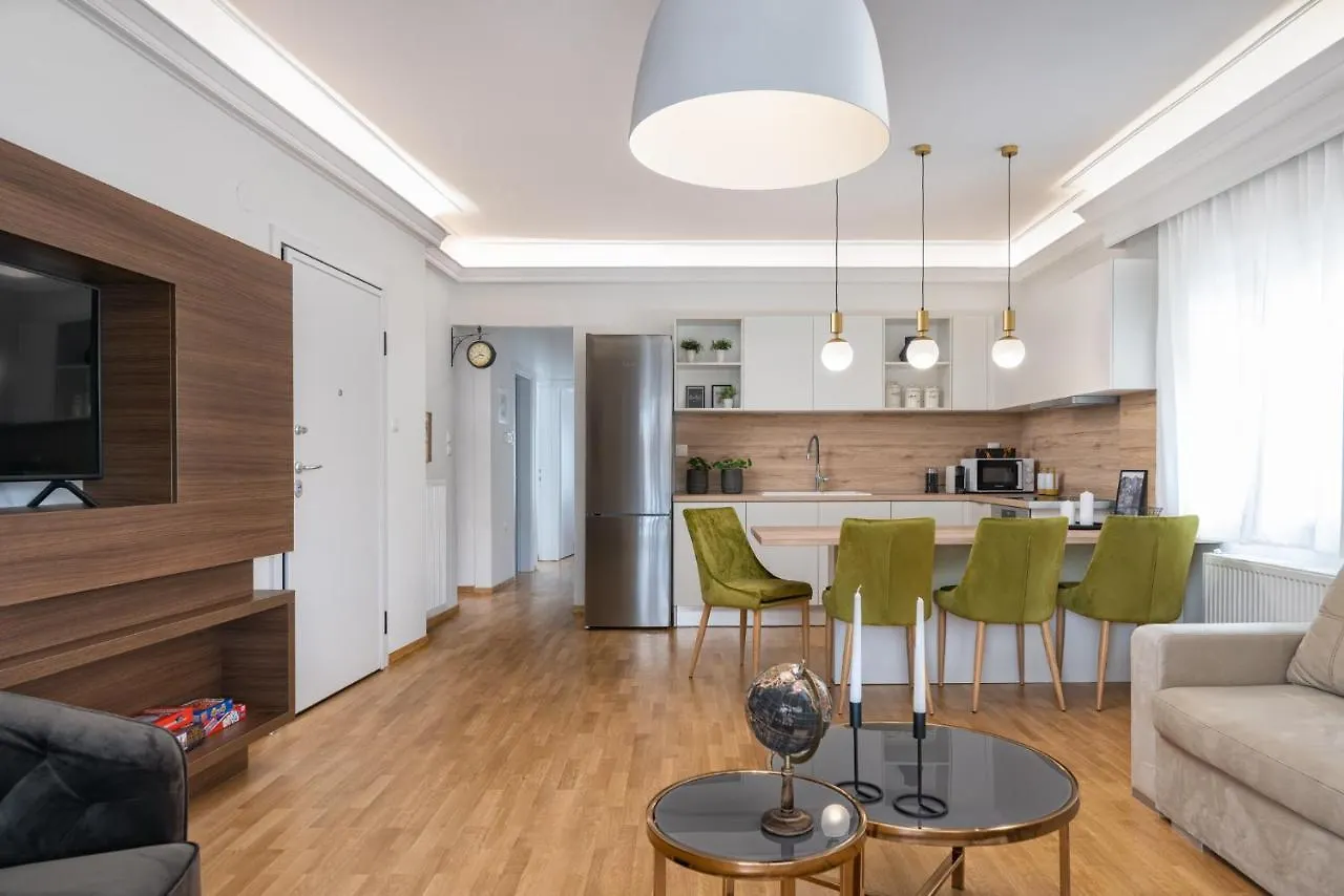 White Suite Armonia Thessaloniki